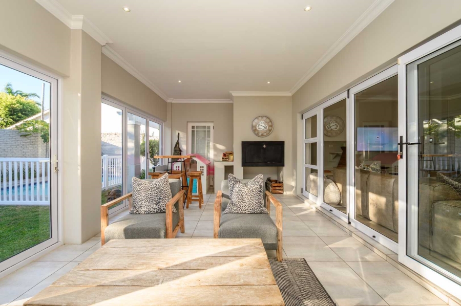 4 Bedroom Property for Sale in Walmer Eastern Cape